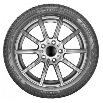 Kumho WinterCraft WP52 235/65 R17 108V XL Kumho WinterCraft WP52 235/65 R17 108V XL