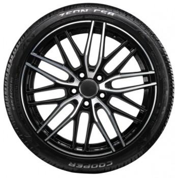 Cooper Zeon CS8 235/45 R18 98Y