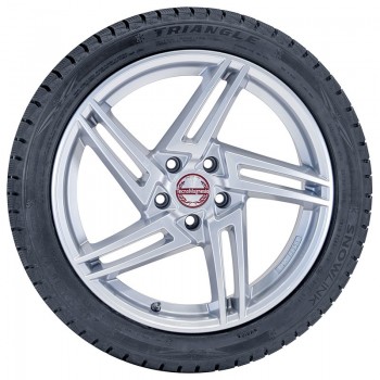 Triangle PL02 285/45 R19 111V