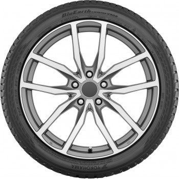 Yokohama BluEarth Winter V905 205/70 R15 96T