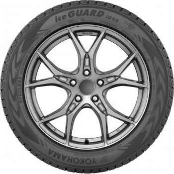Yokohama Ice Guard IG53 215/55 R17 94H