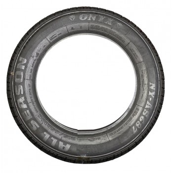 Onyx NY-AS687 225/70 R15C 112/110R 8PR